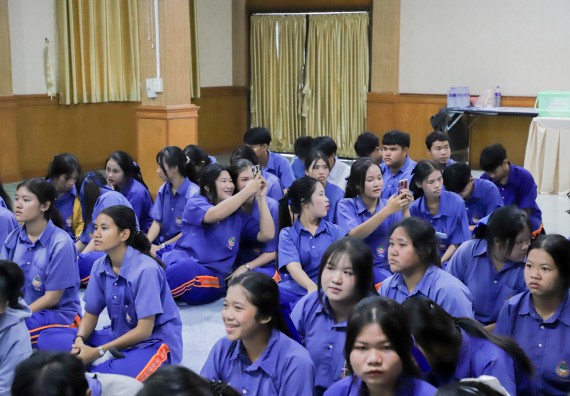 ภาพกิจกรรม  คณะวิทยาศาสตร์และเทคโนโลยี มหาวิทยาลัยราชภัฏกำแพงเพชร จัดกิจกรรมค่ายวิชาการเพื่อพัฒนากำลังคนด้านวิทยาศาสตร์และเทคโนโลยี ปีการศึกษา 2567 โรงเรียนไทรงามพิทยาคม