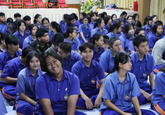 ภาพกิจกรรม  คณะวิทยาศาสตร์และเทคโนโลยี มหาวิทยาลัยราชภัฏกำแพงเพชร จัดกิจกรรมค่ายวิชาการเพื่อพัฒนากำลังคนด้านวิทยาศาสตร์และเทคโนโลยี ปีการศึกษา 2567 โรงเรียนไทรงามพิทยาคม