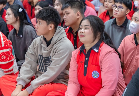 ภาพกิจกรรม  คณะวิทยาศาสตร์และเทคโนโลยี มหาวิทยาลัยราชภัฏกำแพงเพชร จัดกิจกรรมค่ายวิชาการเพื่อพัฒนากำลังคนด้านวิทยาศาสตร์และเทคโนโลยี ปีการศึกษา 2567 โรงเรียนพรานกระต่ายพิทยาคม