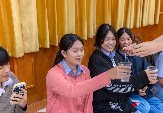 ภาพกิจกรรม  คณะวิทยาศาสตร์และเทคโนโลยี มหาวิทยาลัยราชภัฏกำแพงเพชร จัดกิจกรรมค่ายวิชาการเพื่อพัฒนากำลังคนด้านวิทยาศาสตร์และเทคโนโลยี ปีการศึกษา 2567  โรงเรียนทุ่งทรายวิทยา