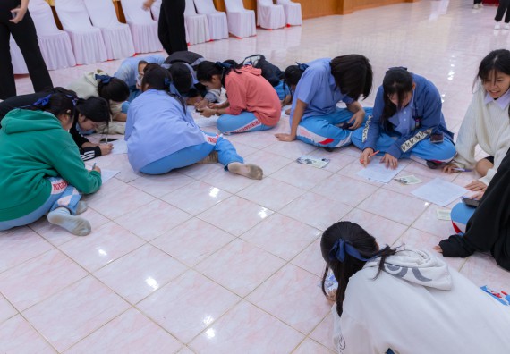 ภาพกิจกรรม  คณะวิทยาศาสตร์และเทคโนโลยี มหาวิทยาลัยราชภัฏกำแพงเพชร จัดกิจกรรมค่ายวิชาการเพื่อพัฒนากำลังคนด้านวิทยาศาสตร์และเทคโนโลยี ปีการศึกษา 2567  โรงเรียนทุ่งทรายวิทยา