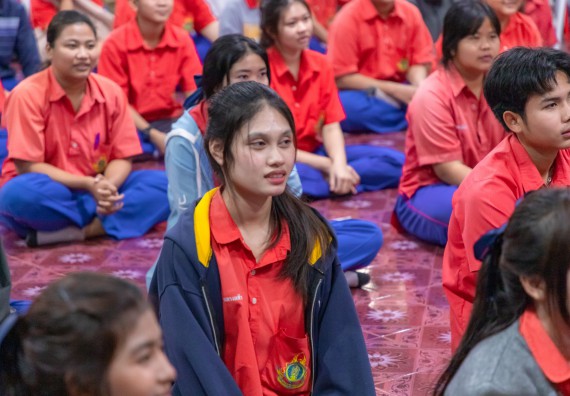 ภาพกิจกรรม  คณะวิทยาศาสตร์และเทคโนโลยี มหาวิทยาลัยราชภัฏกำแพงเพชร จัดกิจกรรมค่ายวิชาการเพื่อพัฒนากำลังคนด้านวิทยาศาสตร์และเทคโนโลยี ปีการศึกษา 2567 โรงเรียนเฉลิมพระเกียรติสมเด็จพระศรีนครินทร์ ฯ