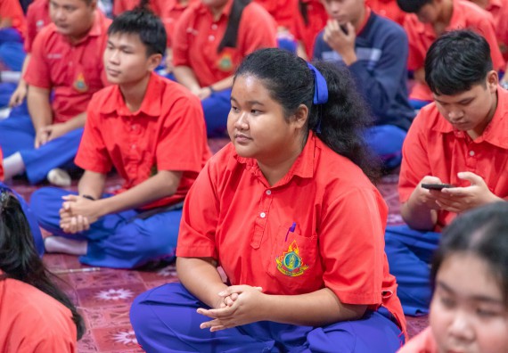 ภาพกิจกรรม  คณะวิทยาศาสตร์และเทคโนโลยี มหาวิทยาลัยราชภัฏกำแพงเพชร จัดกิจกรรมค่ายวิชาการเพื่อพัฒนากำลังคนด้านวิทยาศาสตร์และเทคโนโลยี ปีการศึกษา 2567 โรงเรียนเฉลิมพระเกียรติสมเด็จพระศรีนครินทร์ ฯ