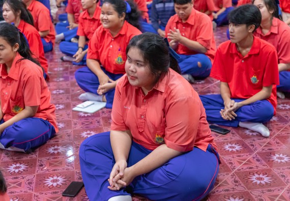 ภาพกิจกรรม  คณะวิทยาศาสตร์และเทคโนโลยี มหาวิทยาลัยราชภัฏกำแพงเพชร จัดกิจกรรมค่ายวิชาการเพื่อพัฒนากำลังคนด้านวิทยาศาสตร์และเทคโนโลยี ปีการศึกษา 2567 โรงเรียนเฉลิมพระเกียรติสมเด็จพระศรีนครินทร์ ฯ