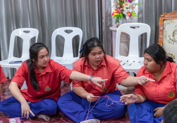 ภาพกิจกรรม  คณะวิทยาศาสตร์และเทคโนโลยี มหาวิทยาลัยราชภัฏกำแพงเพชร จัดกิจกรรมค่ายวิชาการเพื่อพัฒนากำลังคนด้านวิทยาศาสตร์และเทคโนโลยี ปีการศึกษา 2567 โรงเรียนเฉลิมพระเกียรติสมเด็จพระศรีนครินทร์ ฯ