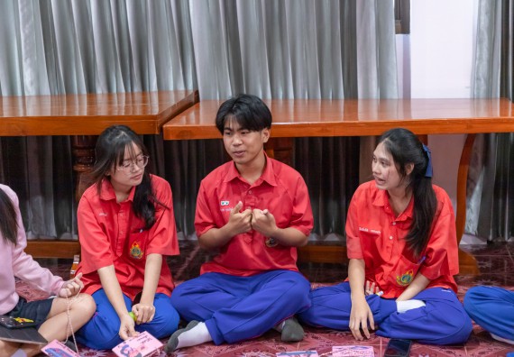 ภาพกิจกรรม  คณะวิทยาศาสตร์และเทคโนโลยี มหาวิทยาลัยราชภัฏกำแพงเพชร จัดกิจกรรมค่ายวิชาการเพื่อพัฒนากำลังคนด้านวิทยาศาสตร์และเทคโนโลยี ปีการศึกษา 2567 โรงเรียนเฉลิมพระเกียรติสมเด็จพระศรีนครินทร์ ฯ