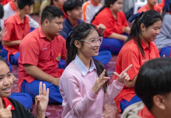 ภาพกิจกรรม  คณะวิทยาศาสตร์และเทคโนโลยี มหาวิทยาลัยราชภัฏกำแพงเพชร จัดกิจกรรมค่ายวิชาการเพื่อพัฒนากำลังคนด้านวิทยาศาสตร์และเทคโนโลยี ปีการศึกษา 2567 โรงเรียนเฉลิมพระเกียรติสมเด็จพระศรีนครินทร์ ฯ