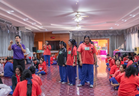 ภาพกิจกรรม  คณะวิทยาศาสตร์และเทคโนโลยี มหาวิทยาลัยราชภัฏกำแพงเพชร จัดกิจกรรมค่ายวิชาการเพื่อพัฒนากำลังคนด้านวิทยาศาสตร์และเทคโนโลยี ปีการศึกษา 2567 โรงเรียนเฉลิมพระเกียรติสมเด็จพระศรีนครินทร์ ฯ