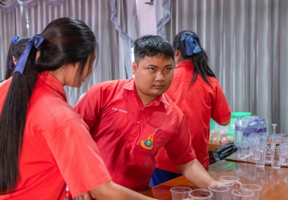 ภาพกิจกรรม  คณะวิทยาศาสตร์และเทคโนโลยี มหาวิทยาลัยราชภัฏกำแพงเพชร จัดกิจกรรมค่ายวิชาการเพื่อพัฒนากำลังคนด้านวิทยาศาสตร์และเทคโนโลยี ปีการศึกษา 2567 โรงเรียนเฉลิมพระเกียรติสมเด็จพระศรีนครินทร์ ฯ