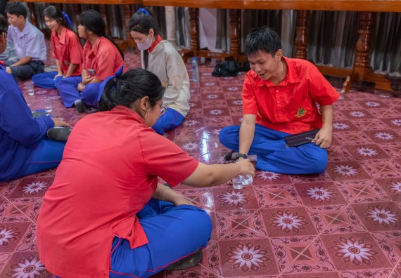 ภาพกิจกรรม  คณะวิทยาศาสตร์และเทคโนโลยี มหาวิทยาลัยราชภัฏกำแพงเพชร จัดกิจกรรมค่ายวิชาการเพื่อพัฒนากำลังคนด้านวิทยาศาสตร์และเทคโนโลยี ปีการศึกษา 2567 โรงเรียนเฉลิมพระเกียรติสมเด็จพระศรีนครินทร์ ฯ