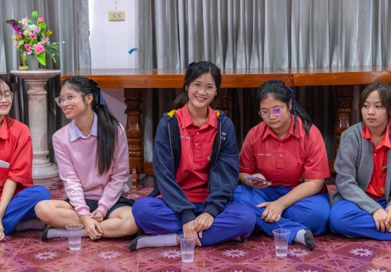 ภาพกิจกรรม  คณะวิทยาศาสตร์และเทคโนโลยี มหาวิทยาลัยราชภัฏกำแพงเพชร จัดกิจกรรมค่ายวิชาการเพื่อพัฒนากำลังคนด้านวิทยาศาสตร์และเทคโนโลยี ปีการศึกษา 2567 โรงเรียนเฉลิมพระเกียรติสมเด็จพระศรีนครินทร์ ฯ