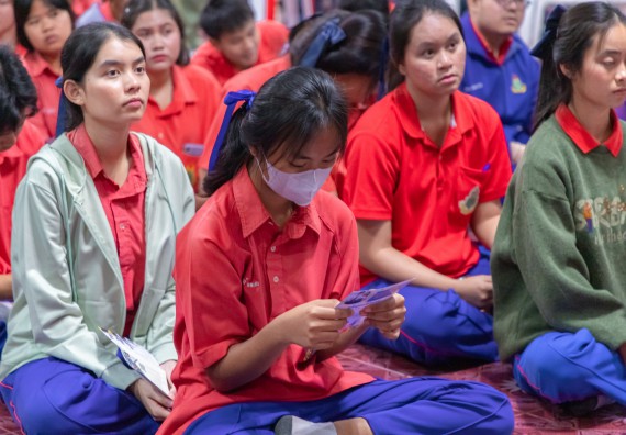 ภาพกิจกรรม  คณะวิทยาศาสตร์และเทคโนโลยี มหาวิทยาลัยราชภัฏกำแพงเพชร จัดกิจกรรมค่ายวิชาการเพื่อพัฒนากำลังคนด้านวิทยาศาสตร์และเทคโนโลยี ปีการศึกษา 2567 โรงเรียนเฉลิมพระเกียรติสมเด็จพระศรีนครินทร์ ฯ