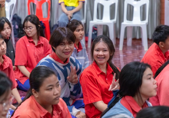 ภาพกิจกรรม  คณะวิทยาศาสตร์และเทคโนโลยี มหาวิทยาลัยราชภัฏกำแพงเพชร จัดกิจกรรมค่ายวิชาการเพื่อพัฒนากำลังคนด้านวิทยาศาสตร์และเทคโนโลยี ปีการศึกษา 2567 โรงเรียนเฉลิมพระเกียรติสมเด็จพระศรีนครินทร์ ฯ