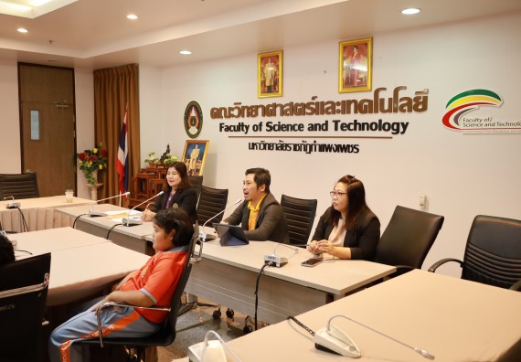 ภาพกิจกรรม  คณะวิทยาศาสตร์และเทคโนโลยี มหาวิทยาลัยราชภัฏกำแพงเพชร ให้การต้อนรับผู้รับบริหารสถานศึกษา คณะครู บุคลากรทางการศึกษา และนักเรียน จากโรงเรียนสหวิทยาคมในการนำนักเรียนออกค่ายเรียนรู้แหล่งเรียนรู้นอกสถานที่