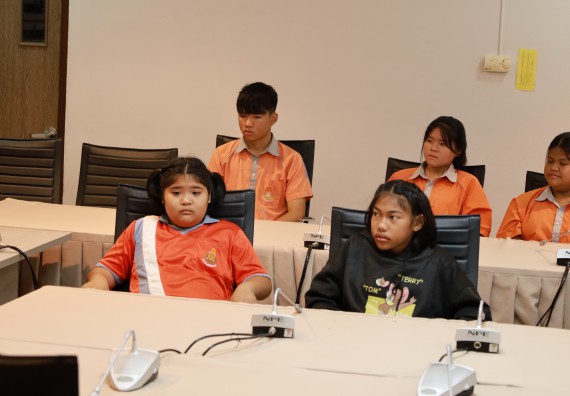 ภาพกิจกรรม  คณะวิทยาศาสตร์และเทคโนโลยี มหาวิทยาลัยราชภัฏกำแพงเพชร ให้การต้อนรับผู้รับบริหารสถานศึกษา คณะครู บุคลากรทางการศึกษา และนักเรียน จากโรงเรียนสหวิทยาคมในการนำนักเรียนออกค่ายเรียนรู้แหล่งเรียนรู้นอกสถานที่