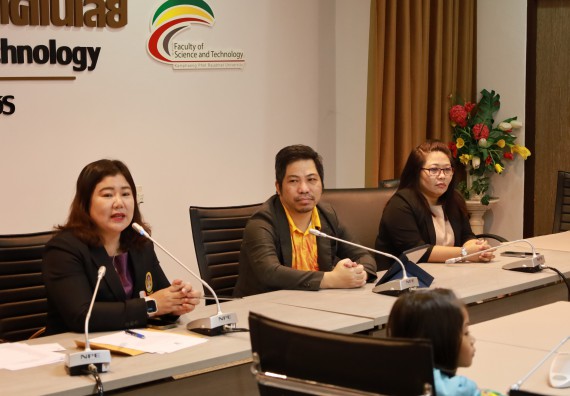 ภาพกิจกรรม  คณะวิทยาศาสตร์และเทคโนโลยี มหาวิทยาลัยราชภัฏกำแพงเพชร ให้การต้อนรับผู้รับบริหารสถานศึกษา คณะครู บุคลากรทางการศึกษา และนักเรียน จากโรงเรียนสหวิทยาคมในการนำนักเรียนออกค่ายเรียนรู้แหล่งเรียนรู้นอกสถานที่