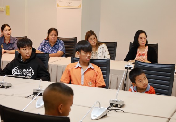 ภาพกิจกรรม  คณะวิทยาศาสตร์และเทคโนโลยี มหาวิทยาลัยราชภัฏกำแพงเพชร ให้การต้อนรับผู้รับบริหารสถานศึกษา คณะครู บุคลากรทางการศึกษา และนักเรียน จากโรงเรียนสหวิทยาคมในการนำนักเรียนออกค่ายเรียนรู้แหล่งเรียนรู้นอกสถานที่