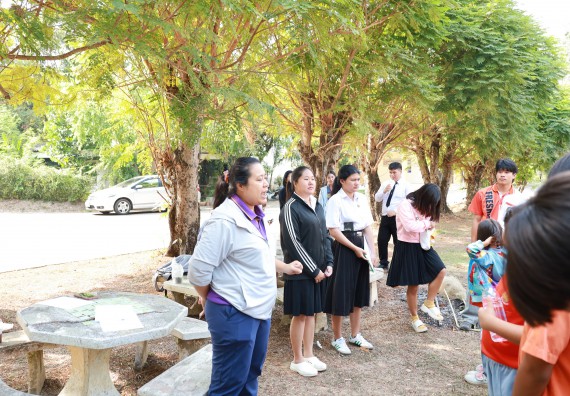 ภาพกิจกรรม  คณะวิทยาศาสตร์และเทคโนโลยี มหาวิทยาลัยราชภัฏกำแพงเพชร ให้การต้อนรับผู้รับบริหารสถานศึกษา คณะครู บุคลากรทางการศึกษา และนักเรียน จากโรงเรียนสหวิทยาคมในการนำนักเรียนออกค่ายเรียนรู้แหล่งเรียนรู้นอกสถานที่