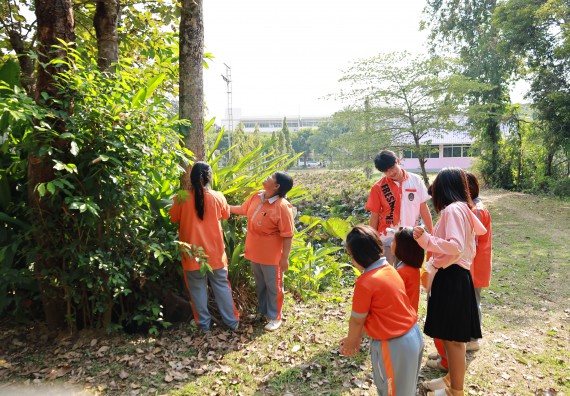ภาพกิจกรรม  คณะวิทยาศาสตร์และเทคโนโลยี มหาวิทยาลัยราชภัฏกำแพงเพชร ให้การต้อนรับผู้รับบริหารสถานศึกษา คณะครู บุคลากรทางการศึกษา และนักเรียน จากโรงเรียนสหวิทยาคมในการนำนักเรียนออกค่ายเรียนรู้แหล่งเรียนรู้นอกสถานที่