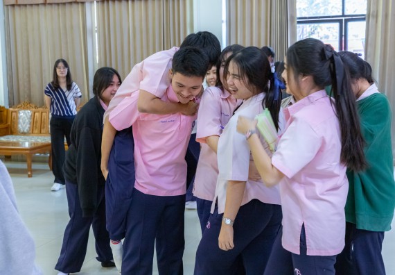 ภาพกิจกรรม  คณะวิทยาศาสตร์และเทคโนโลยี มหาวิทยาลัยราชภัฏกำแพงเพชร จัดกิจกรรมค่ายวิชาการเพื่อพัฒนากำลังคนด้านวิทยาศาสตร์และเทคโนโลยี ปีการศึกษา 2567 โรงเรียนวัชรวิทยา