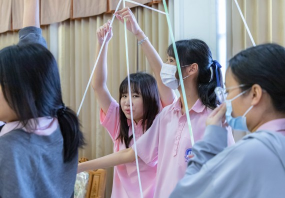 ภาพกิจกรรม  คณะวิทยาศาสตร์และเทคโนโลยี มหาวิทยาลัยราชภัฏกำแพงเพชร จัดกิจกรรมค่ายวิชาการเพื่อพัฒนากำลังคนด้านวิทยาศาสตร์และเทคโนโลยี ปีการศึกษา 2567 โรงเรียนวัชรวิทยา