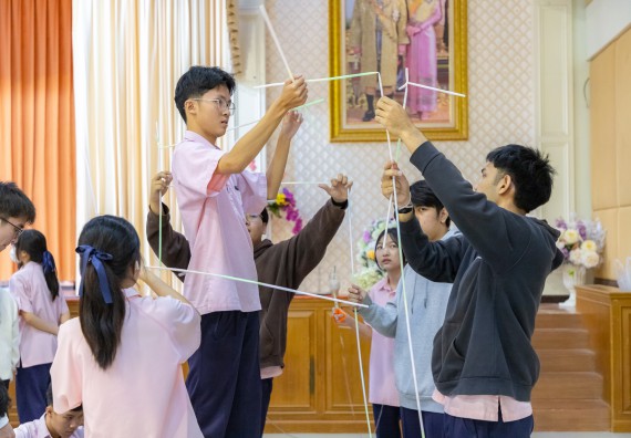 ภาพกิจกรรม  คณะวิทยาศาสตร์และเทคโนโลยี มหาวิทยาลัยราชภัฏกำแพงเพชร จัดกิจกรรมค่ายวิชาการเพื่อพัฒนากำลังคนด้านวิทยาศาสตร์และเทคโนโลยี ปีการศึกษา 2567 โรงเรียนวัชรวิทยา