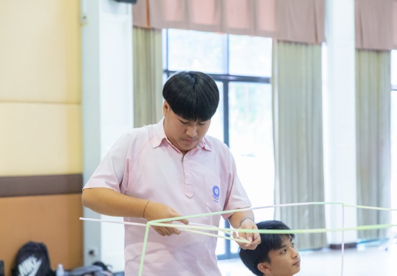 ภาพกิจกรรม  คณะวิทยาศาสตร์และเทคโนโลยี มหาวิทยาลัยราชภัฏกำแพงเพชร จัดกิจกรรมค่ายวิชาการเพื่อพัฒนากำลังคนด้านวิทยาศาสตร์และเทคโนโลยี ปีการศึกษา 2567 โรงเรียนวัชรวิทยา