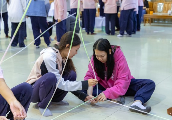 ภาพกิจกรรม  คณะวิทยาศาสตร์และเทคโนโลยี มหาวิทยาลัยราชภัฏกำแพงเพชร จัดกิจกรรมค่ายวิชาการเพื่อพัฒนากำลังคนด้านวิทยาศาสตร์และเทคโนโลยี ปีการศึกษา 2567 โรงเรียนวัชรวิทยา