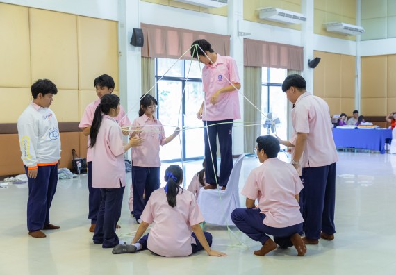 ภาพกิจกรรม  คณะวิทยาศาสตร์และเทคโนโลยี มหาวิทยาลัยราชภัฏกำแพงเพชร จัดกิจกรรมค่ายวิชาการเพื่อพัฒนากำลังคนด้านวิทยาศาสตร์และเทคโนโลยี ปีการศึกษา 2567 โรงเรียนวัชรวิทยา