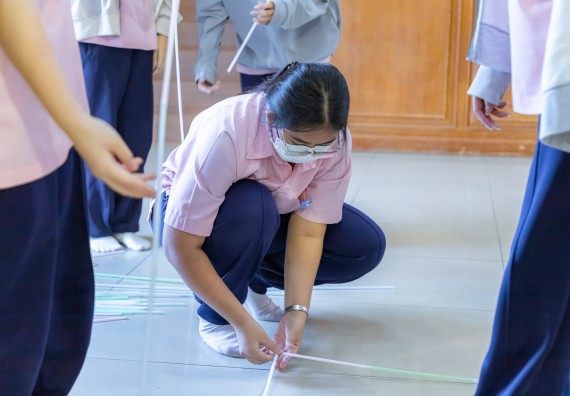 ภาพกิจกรรม  คณะวิทยาศาสตร์และเทคโนโลยี มหาวิทยาลัยราชภัฏกำแพงเพชร จัดกิจกรรมค่ายวิชาการเพื่อพัฒนากำลังคนด้านวิทยาศาสตร์และเทคโนโลยี ปีการศึกษา 2567 โรงเรียนวัชรวิทยา
