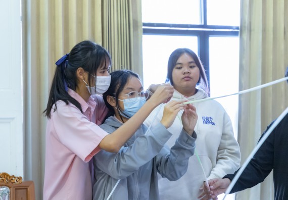 ภาพกิจกรรม  คณะวิทยาศาสตร์และเทคโนโลยี มหาวิทยาลัยราชภัฏกำแพงเพชร จัดกิจกรรมค่ายวิชาการเพื่อพัฒนากำลังคนด้านวิทยาศาสตร์และเทคโนโลยี ปีการศึกษา 2567 โรงเรียนวัชรวิทยา