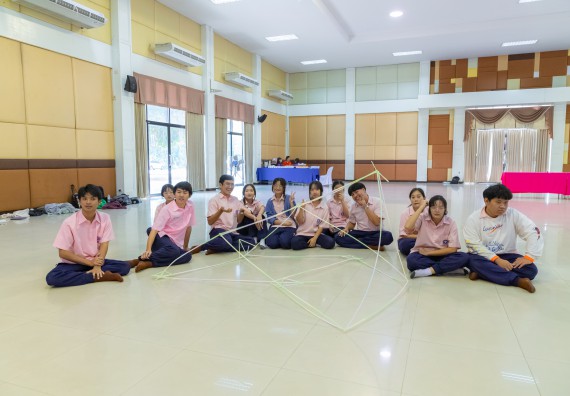 ภาพกิจกรรม  คณะวิทยาศาสตร์และเทคโนโลยี มหาวิทยาลัยราชภัฏกำแพงเพชร จัดกิจกรรมค่ายวิชาการเพื่อพัฒนากำลังคนด้านวิทยาศาสตร์และเทคโนโลยี ปีการศึกษา 2567 โรงเรียนวัชรวิทยา