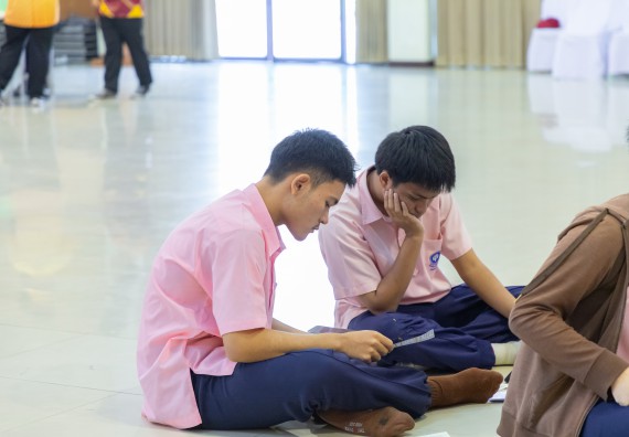 ภาพกิจกรรม  คณะวิทยาศาสตร์และเทคโนโลยี มหาวิทยาลัยราชภัฏกำแพงเพชร จัดกิจกรรมค่ายวิชาการเพื่อพัฒนากำลังคนด้านวิทยาศาสตร์และเทคโนโลยี ปีการศึกษา 2567 โรงเรียนวัชรวิทยา