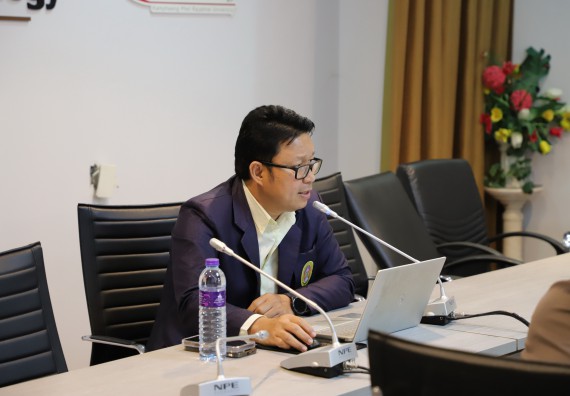 ภาพกิจกรรม  คณะวิทยาศาสตร์และเทคโนโลยี มหาวิทยาลัยราชภัฏกำแพงเพชร จัดประชุมเพื่อชี้แจงและเสนอรายชื่อคณะกรรมการดำเนินงานเพื่อให้ได้มาซึ่งรายชื่อผู้สมควรดำรงตำแหน่งคณบดีคณะวิทยาศาสตร์และเทคโนโลยี