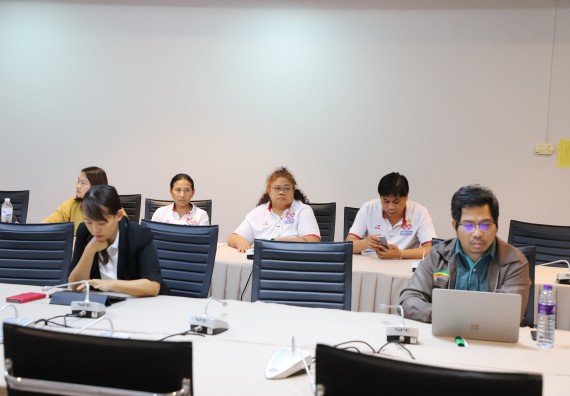 ภาพกิจกรรม  คณะวิทยาศาสตร์และเทคโนโลยี มหาวิทยาลัยราชภัฏกำแพงเพชร จัดประชุมเพื่อชี้แจงและเสนอรายชื่อคณะกรรมการดำเนินงานเพื่อให้ได้มาซึ่งรายชื่อผู้สมควรดำรงตำแหน่งคณบดีคณะวิทยาศาสตร์และเทคโนโลยี