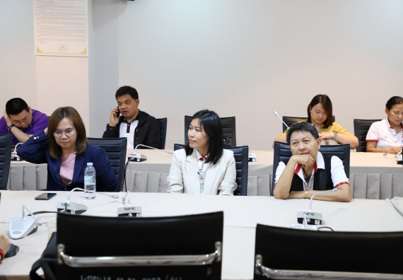 ภาพกิจกรรม  คณะวิทยาศาสตร์และเทคโนโลยี มหาวิทยาลัยราชภัฏกำแพงเพชร จัดประชุมเพื่อชี้แจงและเสนอรายชื่อคณะกรรมการดำเนินงานเพื่อให้ได้มาซึ่งรายชื่อผู้สมควรดำรงตำแหน่งคณบดีคณะวิทยาศาสตร์และเทคโนโลยี