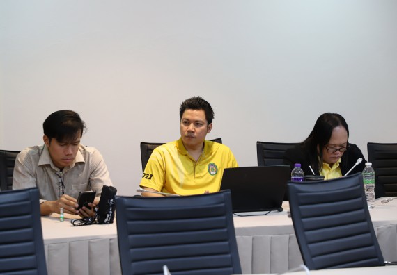 ภาพกิจกรรม  คณะวิทยาศาสตร์และเทคโนโลยี มหาวิทยาลัยราชภัฏกำแพงเพชร จัดประชุมเพื่อชี้แจงและเสนอรายชื่อคณะกรรมการดำเนินงานเพื่อให้ได้มาซึ่งรายชื่อผู้สมควรดำรงตำแหน่งคณบดีคณะวิทยาศาสตร์และเทคโนโลยี