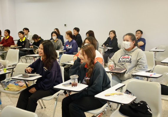 ภาพกิจกรรม  โปรแกรมวิชาเคมี จัดกิจกรรมอบรมเชิงปฏิบัติการเทคนิคการสกัดด้วยของไหลวิกฤติยิ่งยวดของคาร์บอนไดออกไซด์ (supercritical carbon dioxide fluid)