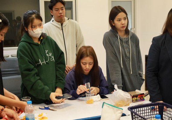 ภาพกิจกรรม  โปรแกรมวิชาเคมี จัดกิจกรรมอบรมเชิงปฏิบัติการเทคนิคการสกัดด้วยของไหลวิกฤติยิ่งยวดของคาร์บอนไดออกไซด์ (supercritical carbon dioxide fluid)