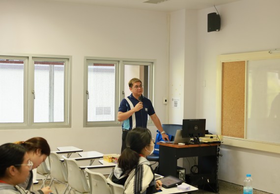 ภาพกิจกรรม  โปรแกรมวิชาเคมี จัดกิจกรรมอบรมเชิงปฏิบัติการเทคนิคการสกัดด้วยของไหลวิกฤติยิ่งยวดของคาร์บอนไดออกไซด์ (supercritical carbon dioxide fluid)