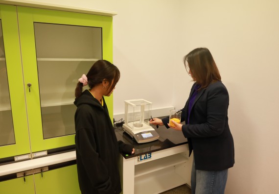 ภาพกิจกรรม  โปรแกรมวิชาเคมี จัดกิจกรรมอบรมเชิงปฏิบัติการเทคนิคการสกัดด้วยของไหลวิกฤติยิ่งยวดของคาร์บอนไดออกไซด์ (supercritical carbon dioxide fluid)