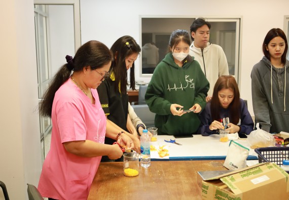 ภาพกิจกรรม  โปรแกรมวิชาเคมี จัดกิจกรรมอบรมเชิงปฏิบัติการเทคนิคการสกัดด้วยของไหลวิกฤติยิ่งยวดของคาร์บอนไดออกไซด์ (supercritical carbon dioxide fluid)