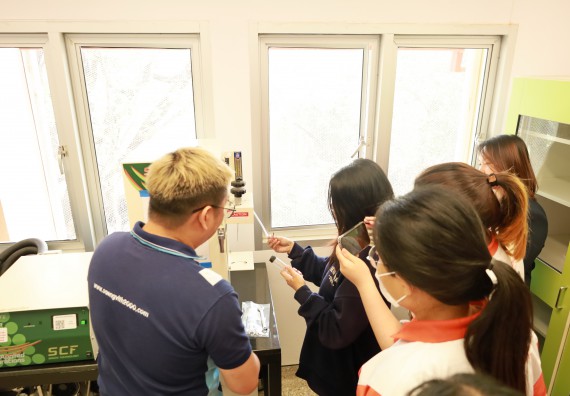 ภาพกิจกรรม  โปรแกรมวิชาเคมี จัดกิจกรรมอบรมเชิงปฏิบัติการเทคนิคการสกัดด้วยของไหลวิกฤติยิ่งยวดของคาร์บอนไดออกไซด์ (supercritical carbon dioxide fluid)