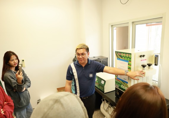 ภาพกิจกรรม  โปรแกรมวิชาเคมี จัดกิจกรรมอบรมเชิงปฏิบัติการเทคนิคการสกัดด้วยของไหลวิกฤติยิ่งยวดของคาร์บอนไดออกไซด์ (supercritical carbon dioxide fluid)