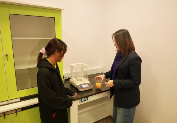 ภาพกิจกรรม  โปรแกรมวิชาเคมี จัดกิจกรรมอบรมเชิงปฏิบัติการเทคนิคการสกัดด้วยของไหลวิกฤติยิ่งยวดของคาร์บอนไดออกไซด์ (supercritical carbon dioxide fluid)