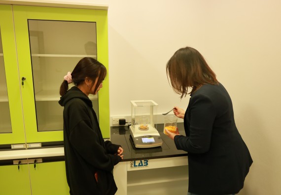 ภาพกิจกรรม  โปรแกรมวิชาเคมี จัดกิจกรรมอบรมเชิงปฏิบัติการเทคนิคการสกัดด้วยของไหลวิกฤติยิ่งยวดของคาร์บอนไดออกไซด์ (supercritical carbon dioxide fluid)