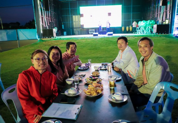 ภาพกิจกรรม  คณะวิทยาศาสตร์และเทคโนโลยี มหาวิทยาลัยราชภัฏกำแพงเพชร จัดกิจกรรมสวัสดีปีใหม่ 2568