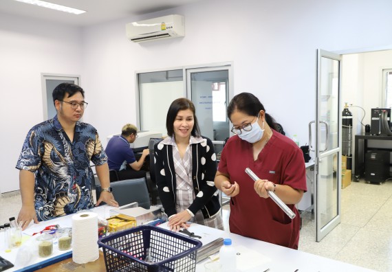 ภาพกิจกรรม  โปรแกรมวิชาเคมี จัดกิจกรรมอบรมเชิงปฏิบัติการเทคนิคการสกัดด้วยของไหลวิกฤติยิ่งยวดของคาร์บอนไดออกไซด์ (supercritical carbon dioxide fluid)