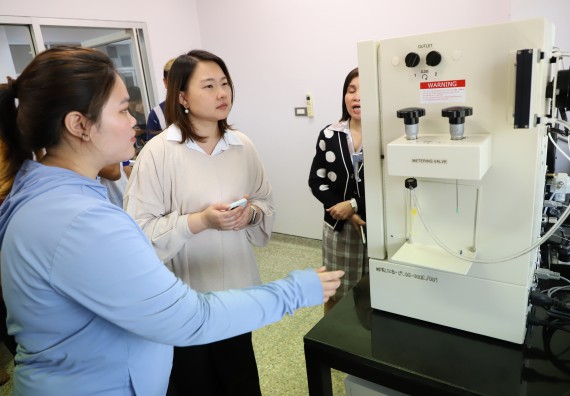 ภาพกิจกรรม  โปรแกรมวิชาเคมี จัดกิจกรรมอบรมเชิงปฏิบัติการเทคนิคการสกัดด้วยของไหลวิกฤติยิ่งยวดของคาร์บอนไดออกไซด์ (supercritical carbon dioxide fluid)