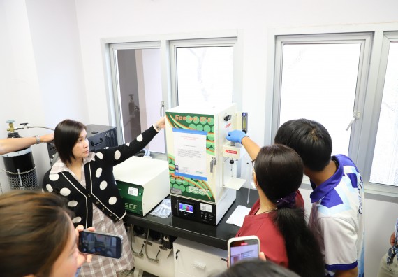 ภาพกิจกรรม  โปรแกรมวิชาเคมี จัดกิจกรรมอบรมเชิงปฏิบัติการเทคนิคการสกัดด้วยของไหลวิกฤติยิ่งยวดของคาร์บอนไดออกไซด์ (supercritical carbon dioxide fluid)